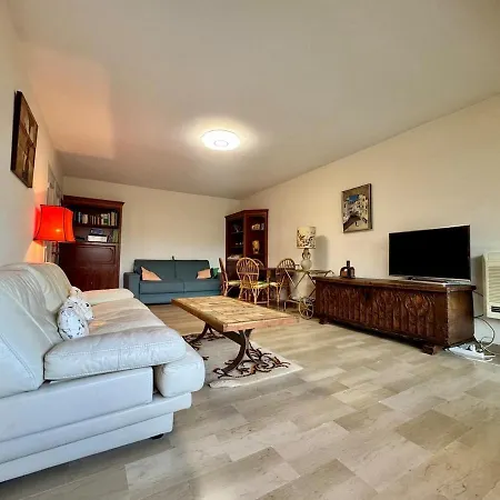 Le Lys - 4 Prs - Clim - Piscine - Parking Apartment *