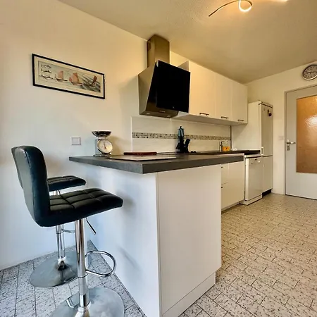 Le Lys - 4 Prs - Clim - Piscine - Parking Apartmán *