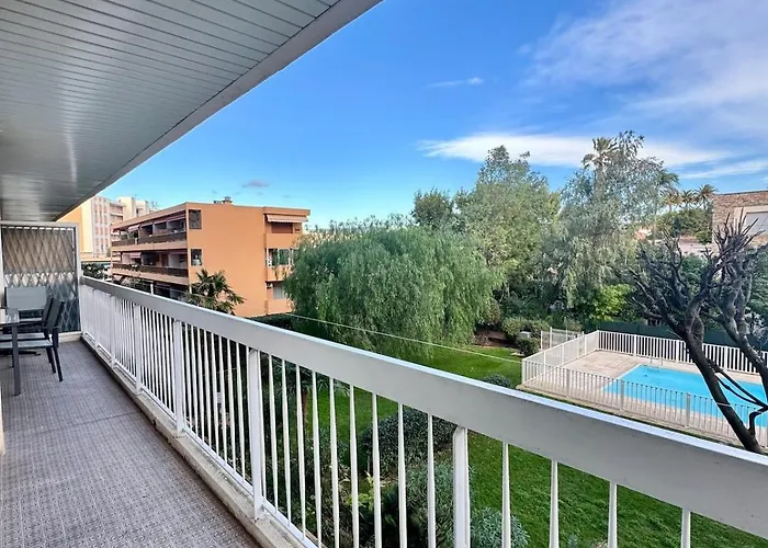 Le Lys - 4 Prs - Clim - Piscine - Parking شقة